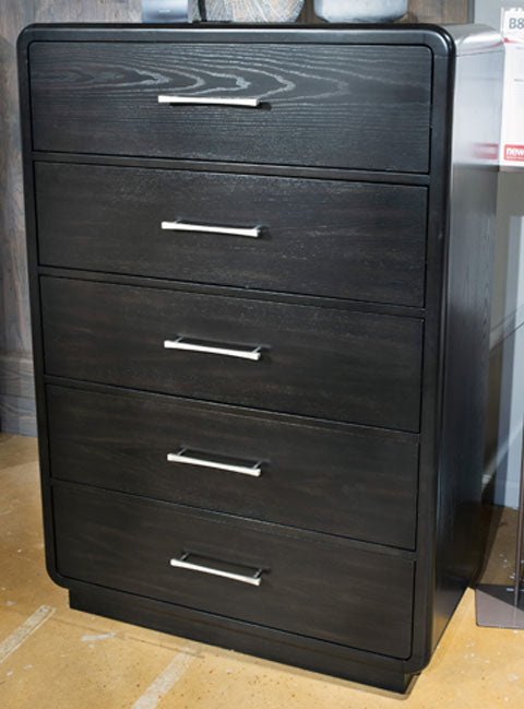 Rowanbeck Chest of Drawers