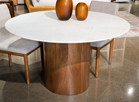 Isanti Dining Table