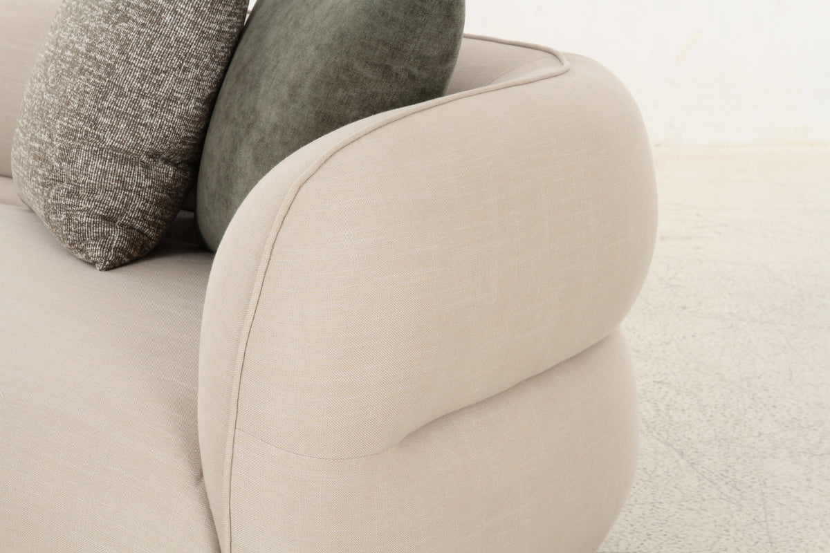 Bounty Sectional