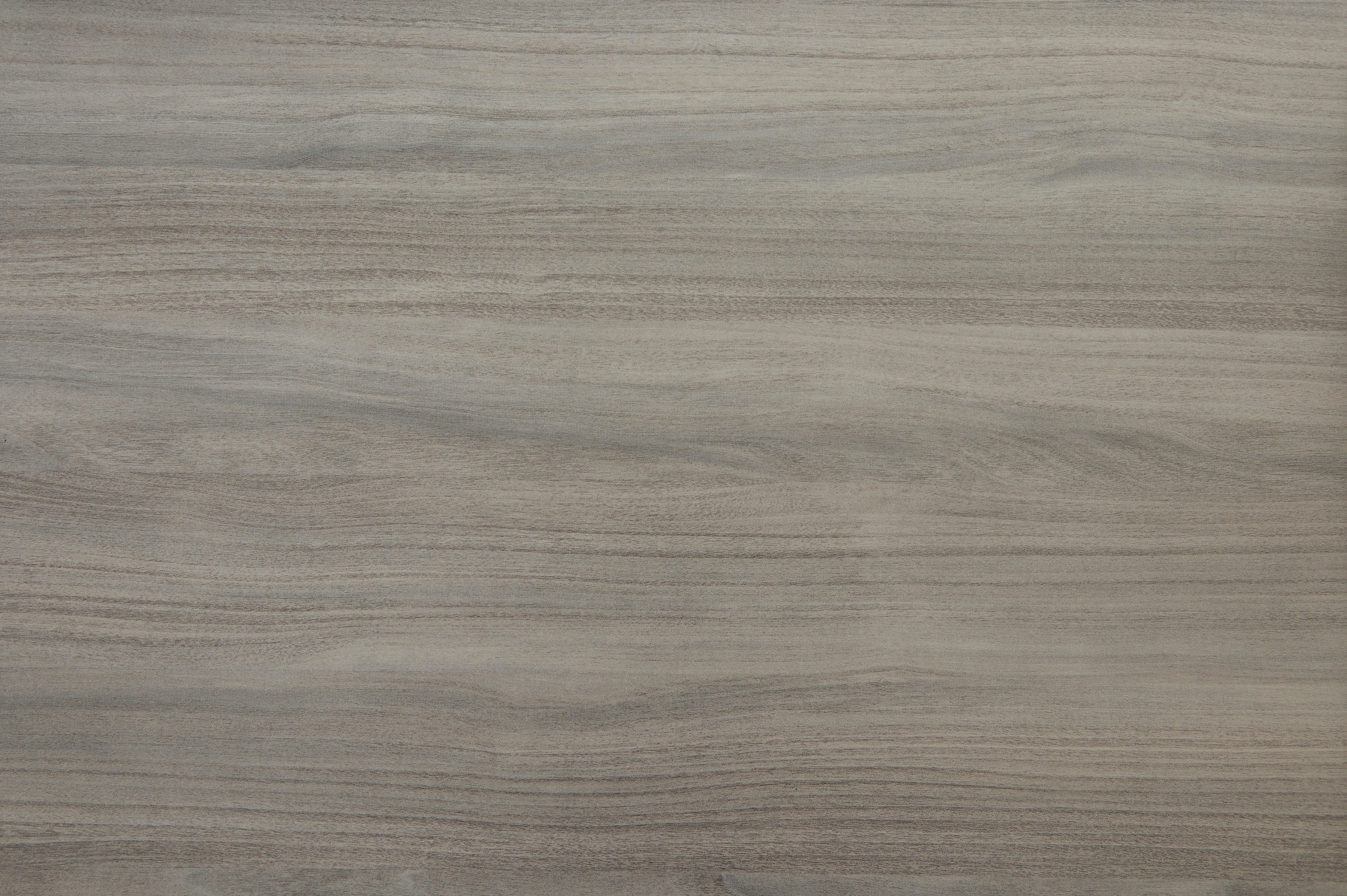 Nevilyn Table (Set of 3)