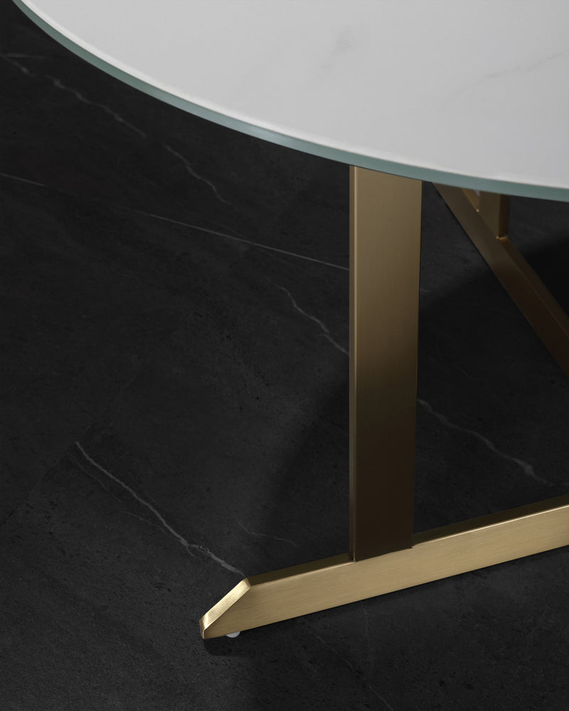 ROUND COCKTAIL TABLE