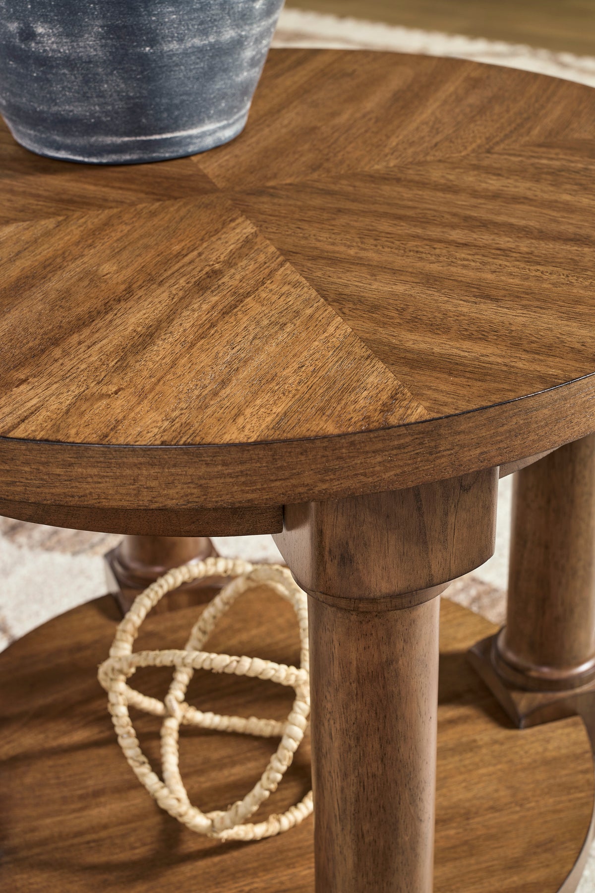 Chadworth Round Table Set