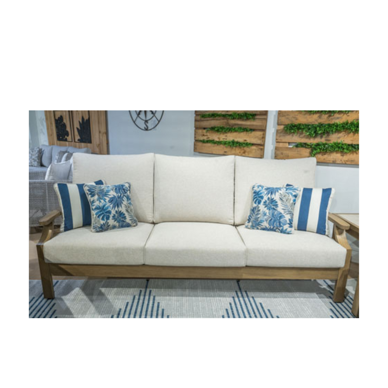 Rainier Ranch Outdoor Sofa with Cushion