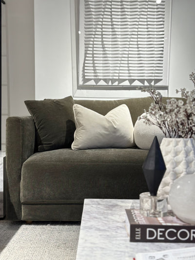 Bryn Sectional Cedar Green Right