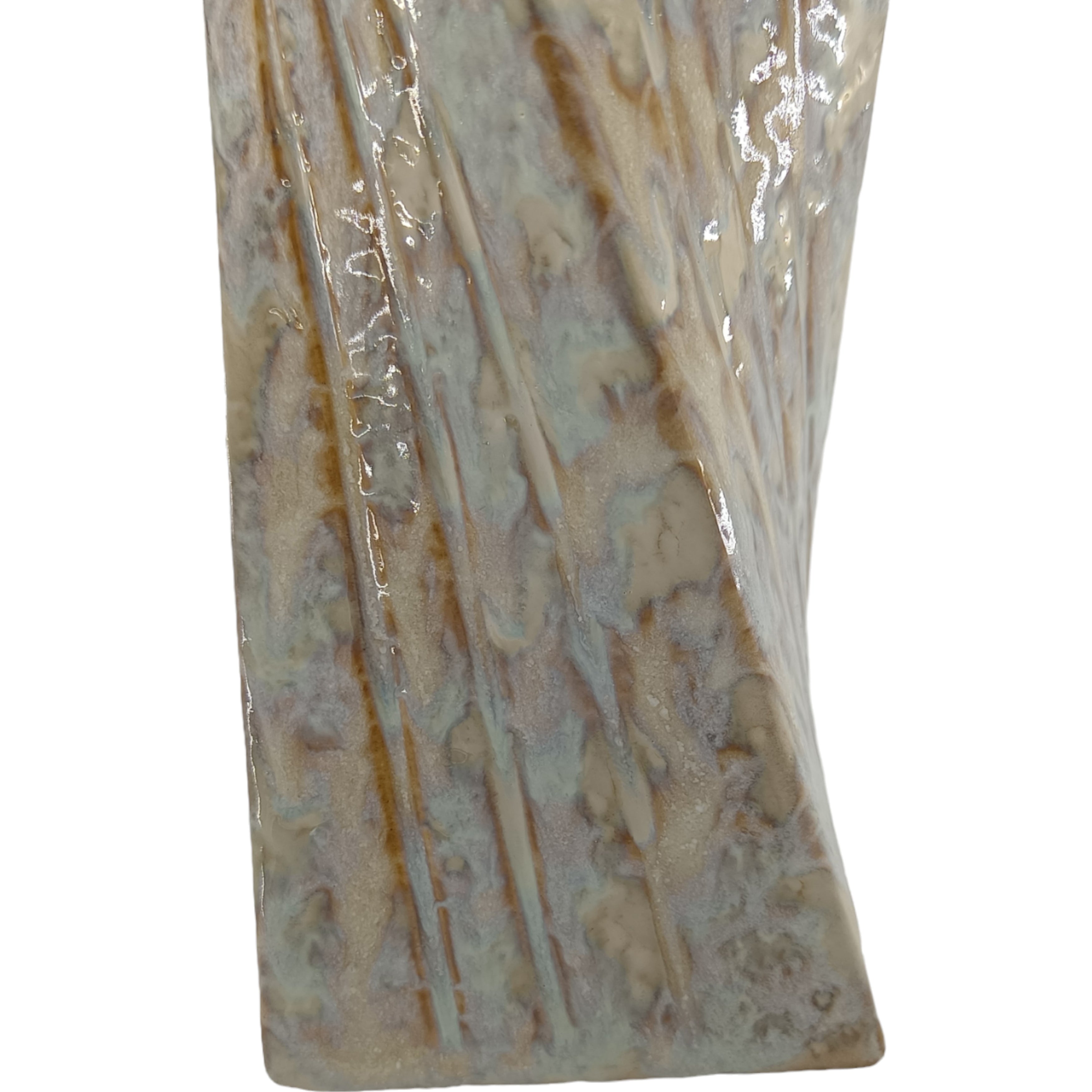 مزهرية بندلتون بتصميم ملتوي Pendelton Twist Vase