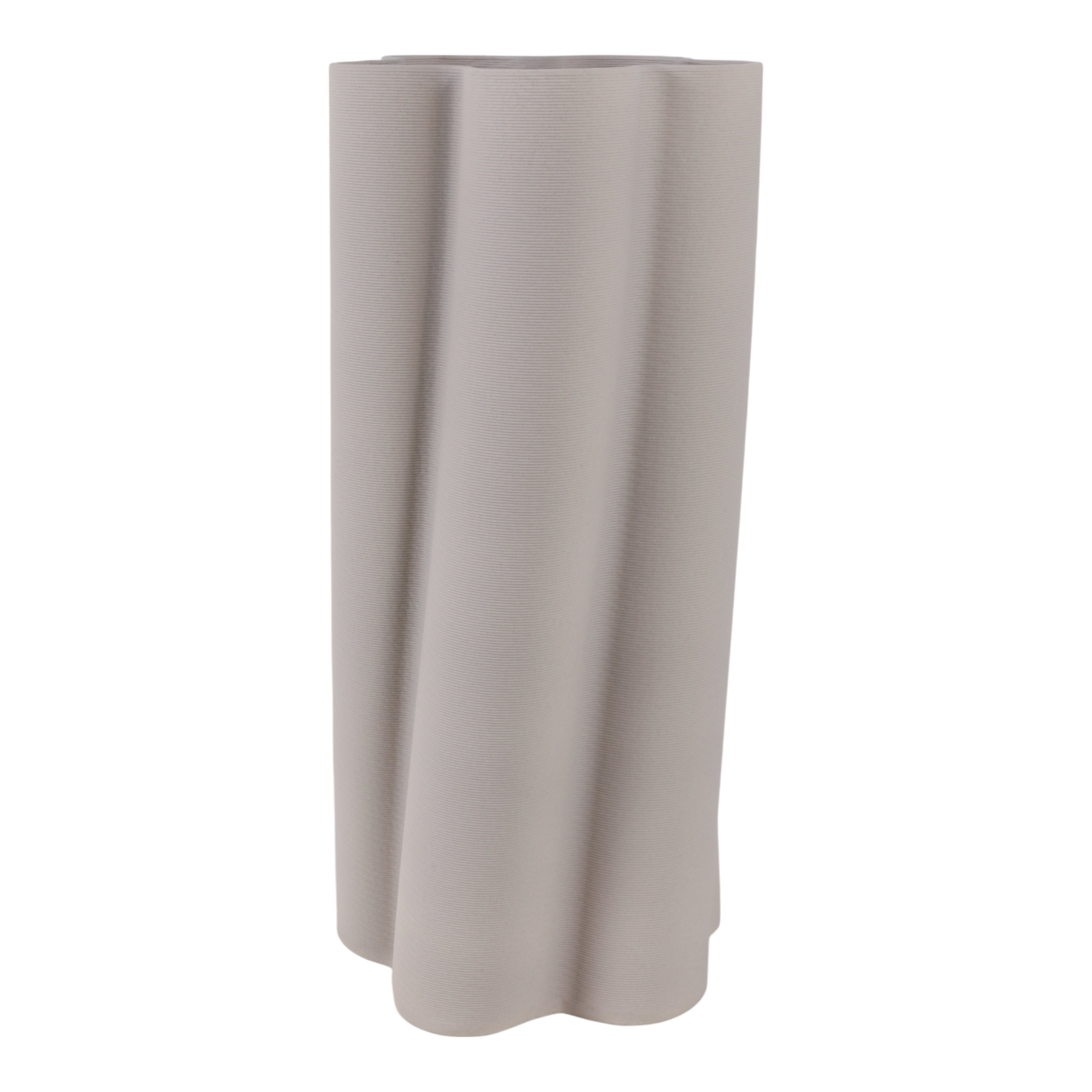 مزهرية مطبوعة ثلاثية الأبعاد باسم التقارب Convergence 3d Printed Vase