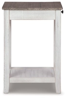 Adalane Accent Table Table Decors| Ashley Homestore