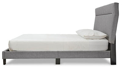 Adelloni Queen Upholstered Bed - Al Rugaib Furniture