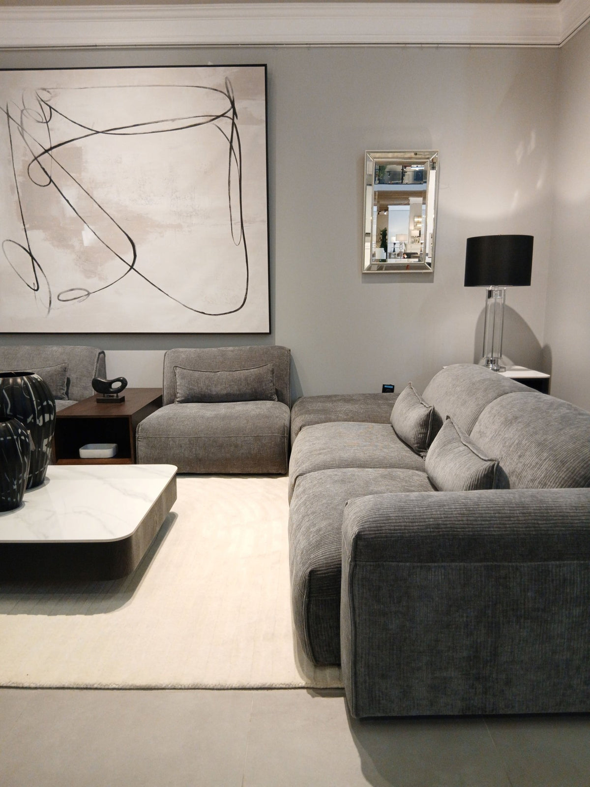 AlDana black Set Sectionals| Roots Furniture