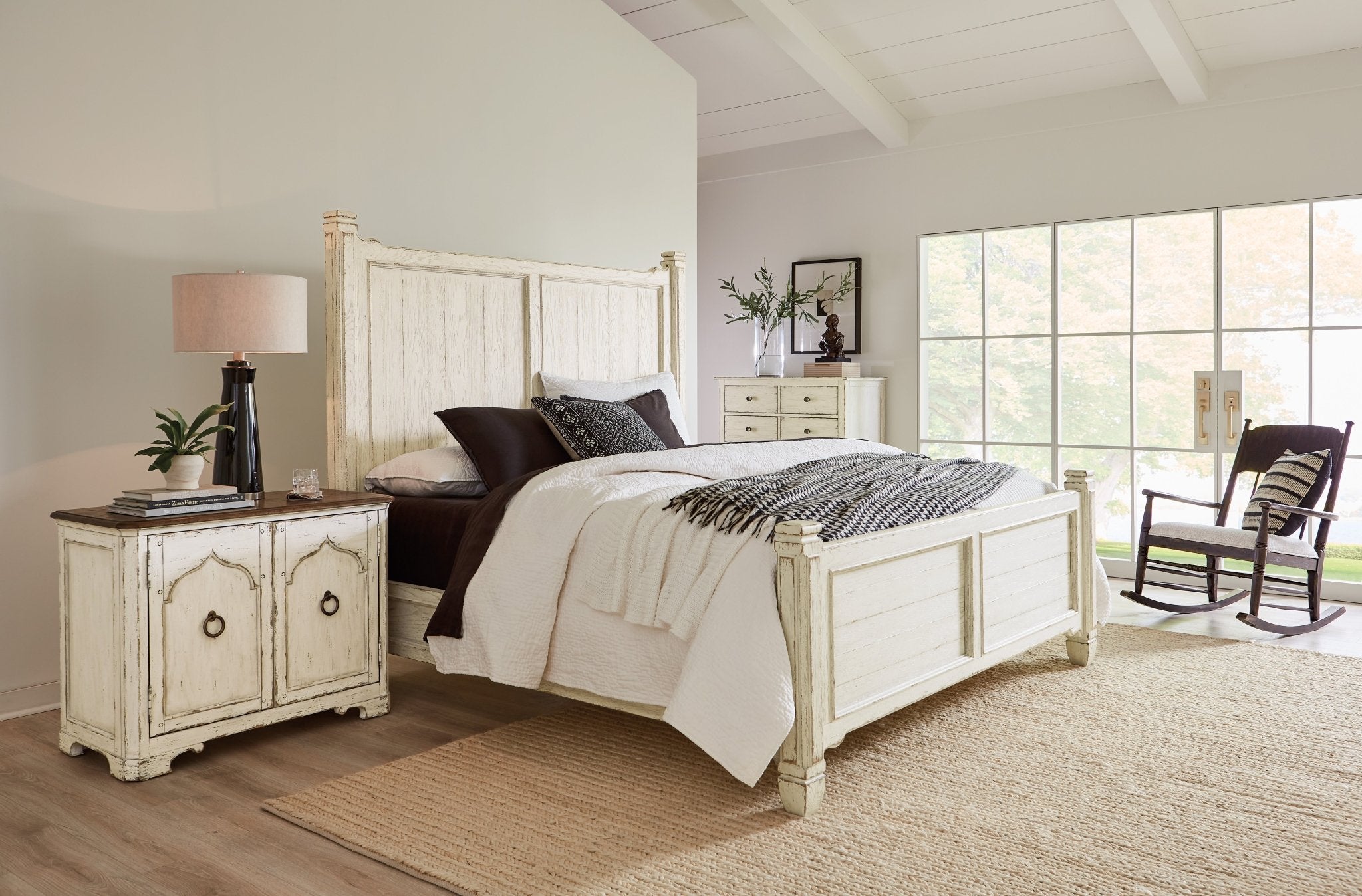 Americana California King Panel Bed Beds| Hooker