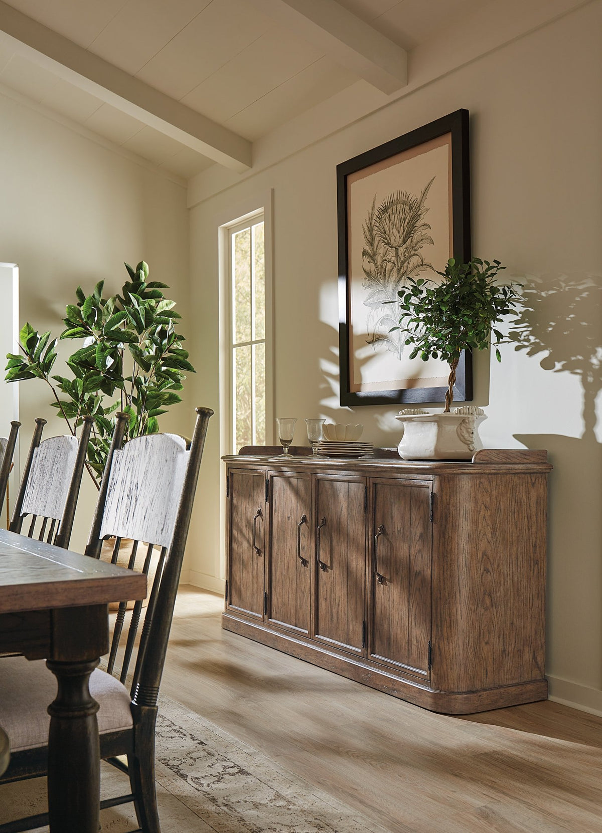 Americana Four-Door Buffet Consoles & Sideboards| Hooker