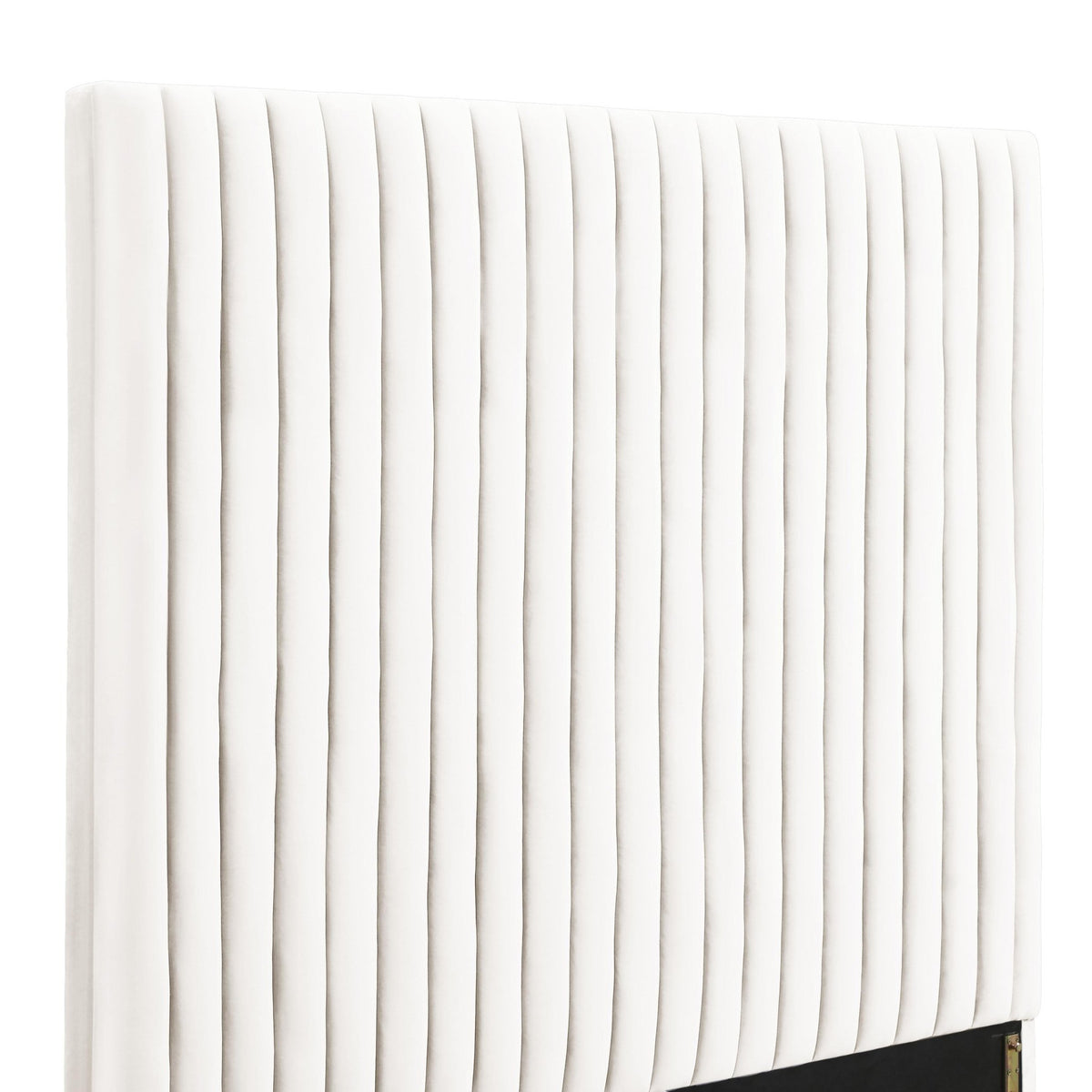 Arabelle White Velvet Bed in King Beds| TOV