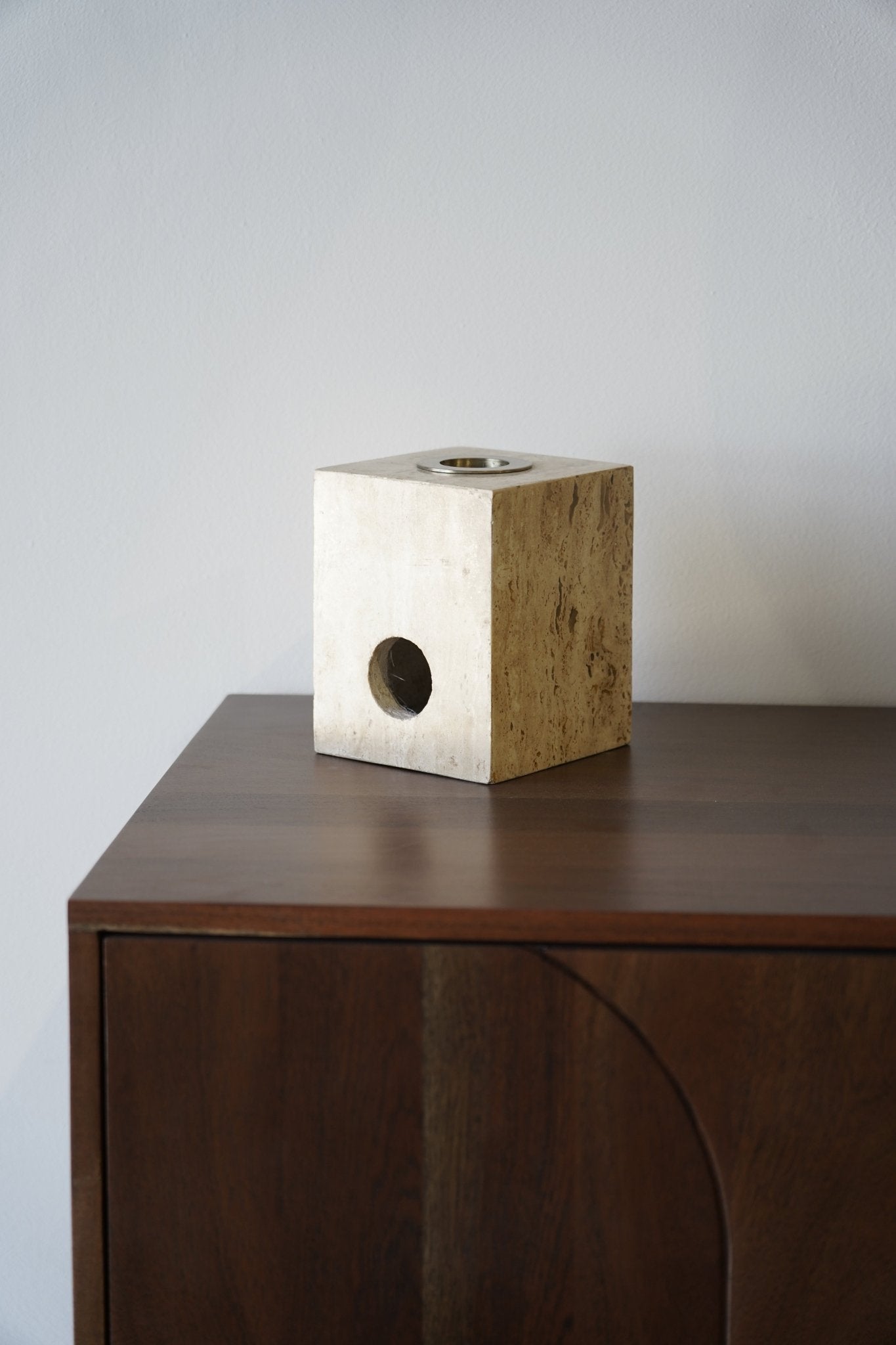 Aroma Candle Diffuser Table Decors| Roots Furniture