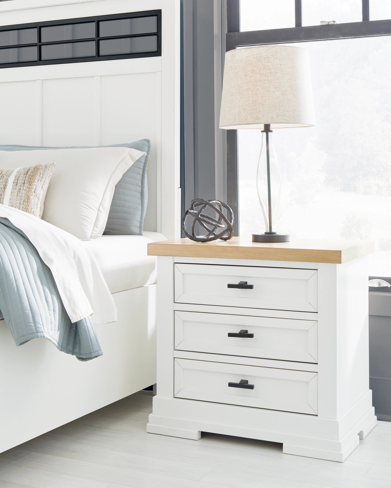 Ashbryn Nightstand Nightstands| Ashley Homestore