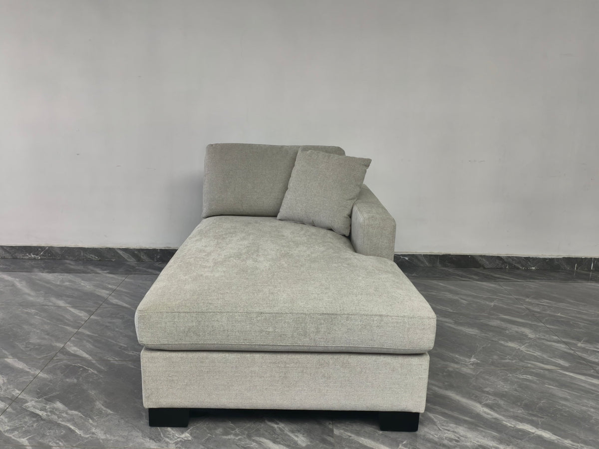 Aspen Oatmeal Right Chaise Sectionals| Roots Furniture