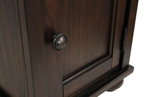 Barilanni Chairside End Table with USB Ports & Outlets Accent & End Tables| Ashley Homestore