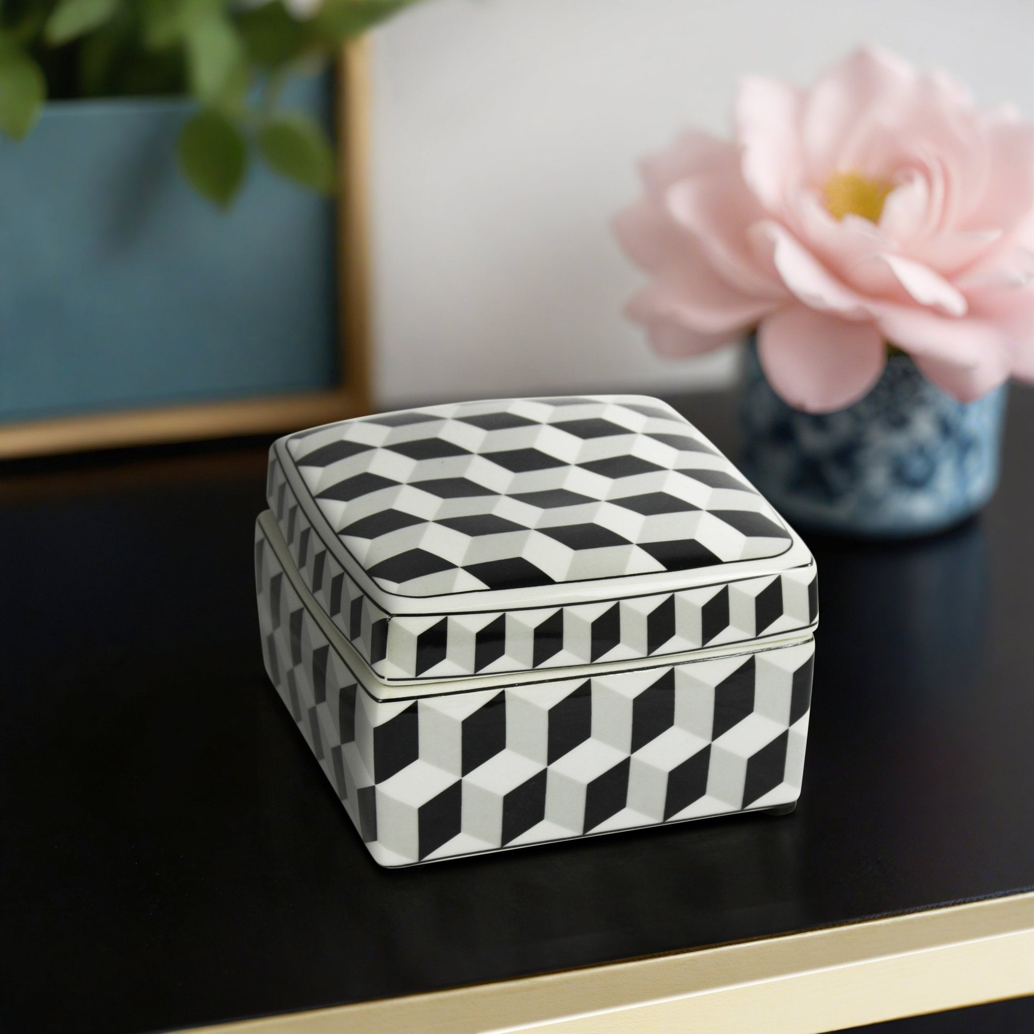 BLACK/WHITE SQUARE CERAMIC BOX Table Decors| Sagebrook Home
