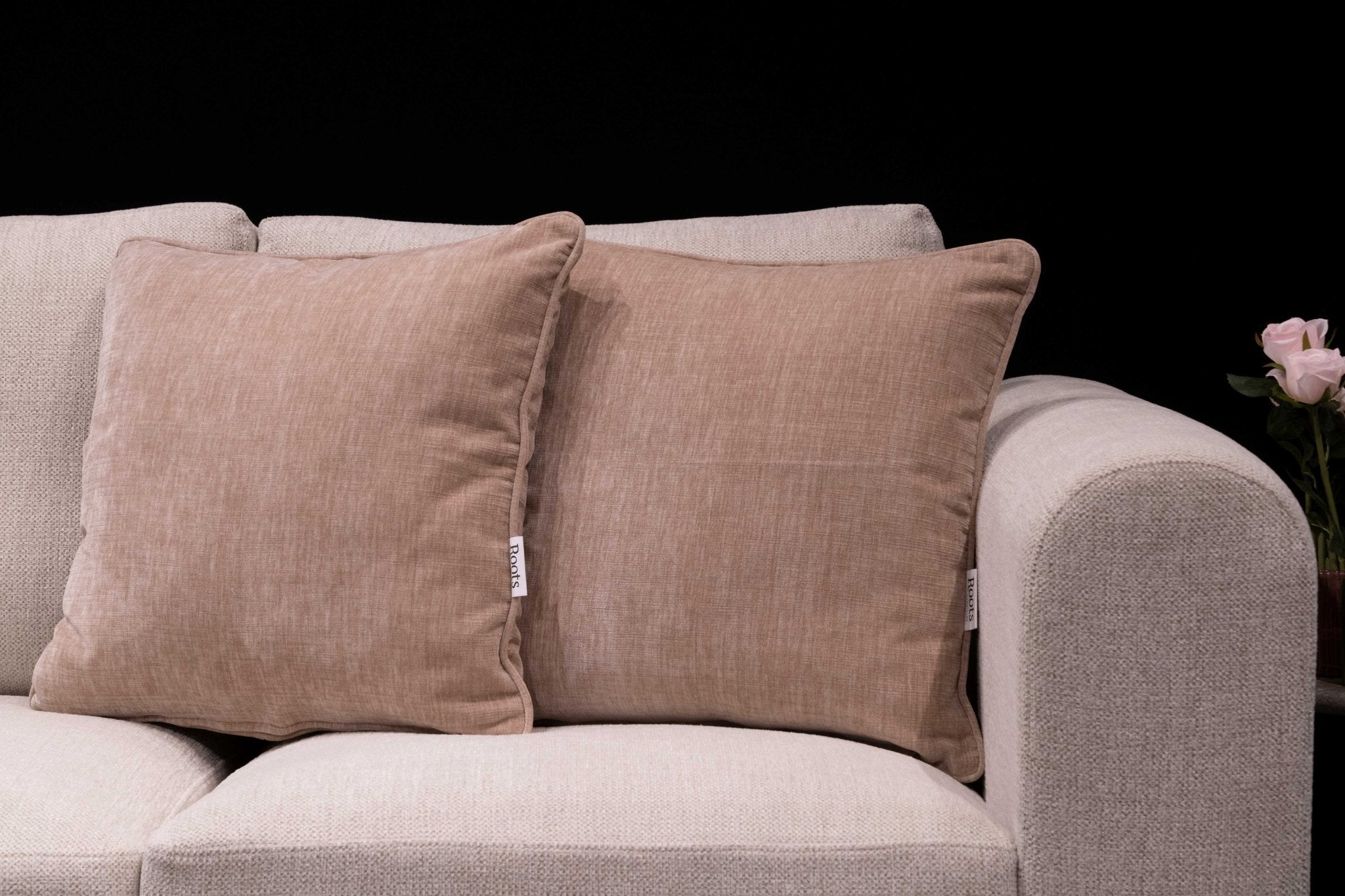 BLUSH Cushion Cushions| Roots Furniture