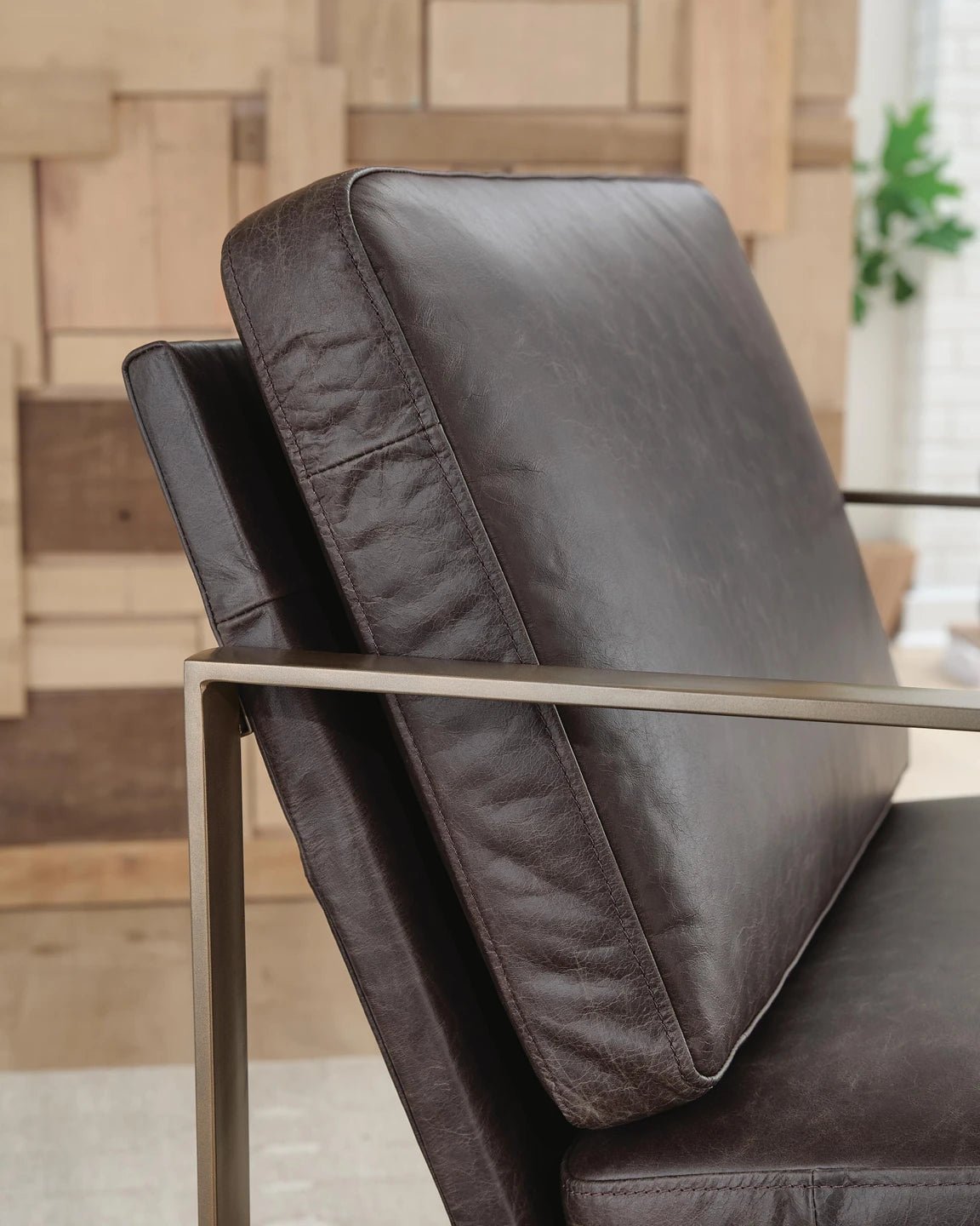 Bradett Accent Chair Chairs| Ashley Homestore