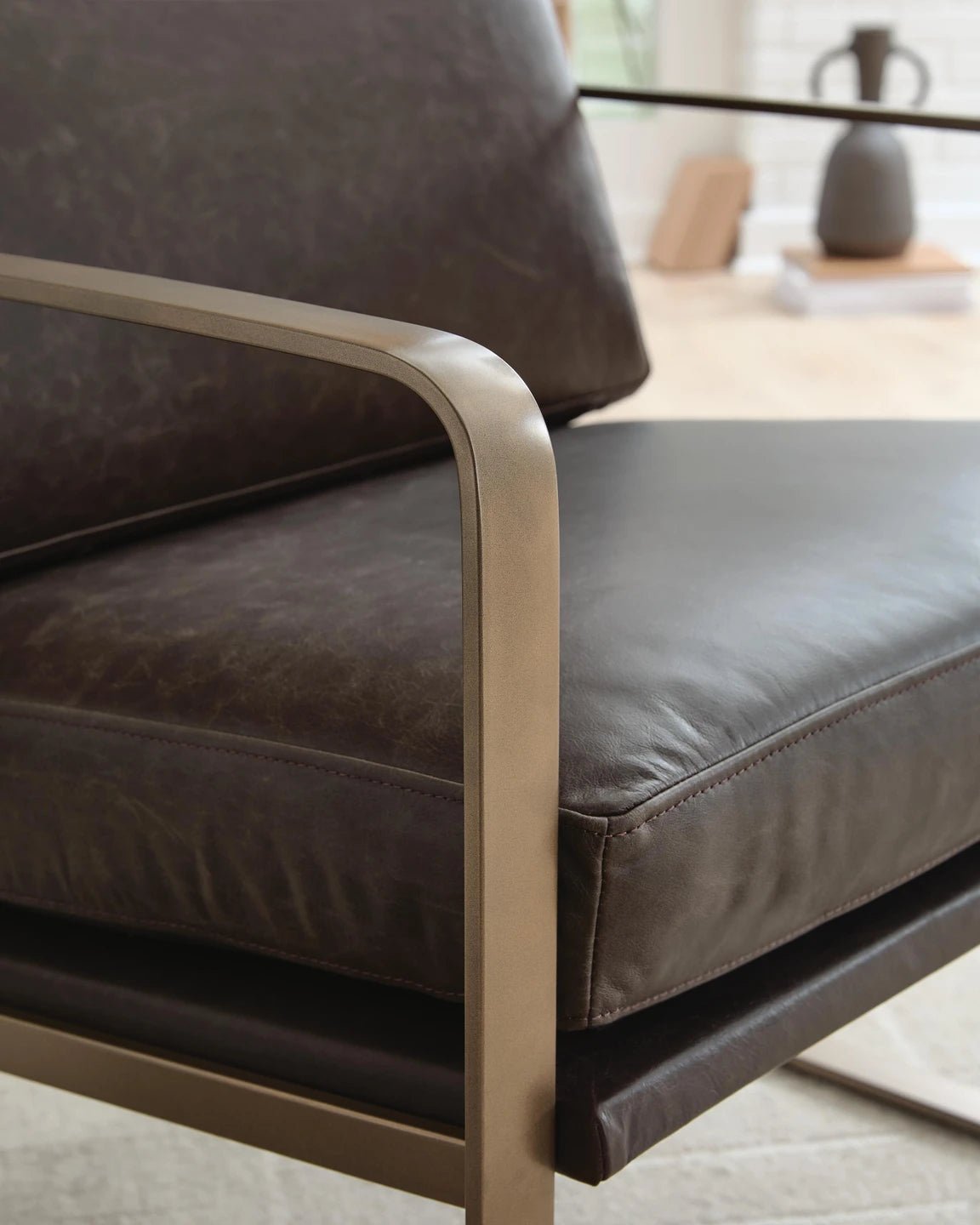 Bradett Accent Chair Chairs| Ashley Homestore
