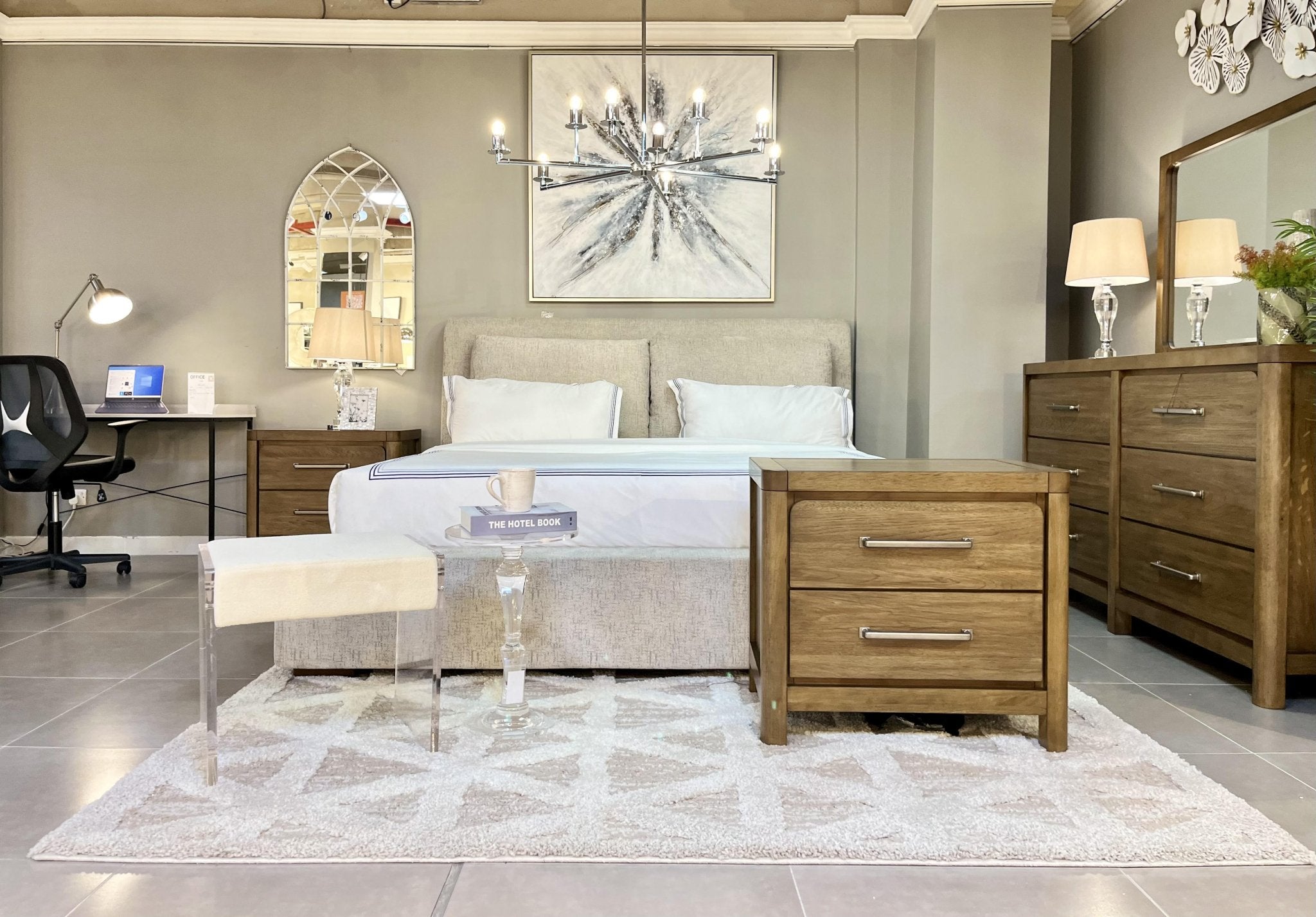 Cabalynn King bedroom Bedroom Sets| Ashley Homestore