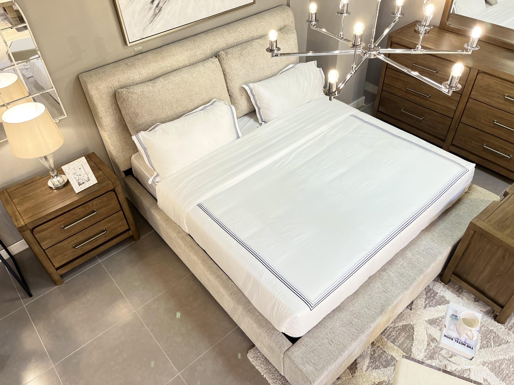 Cabalynn King bedroom Bedroom Sets| Ashley Homestore