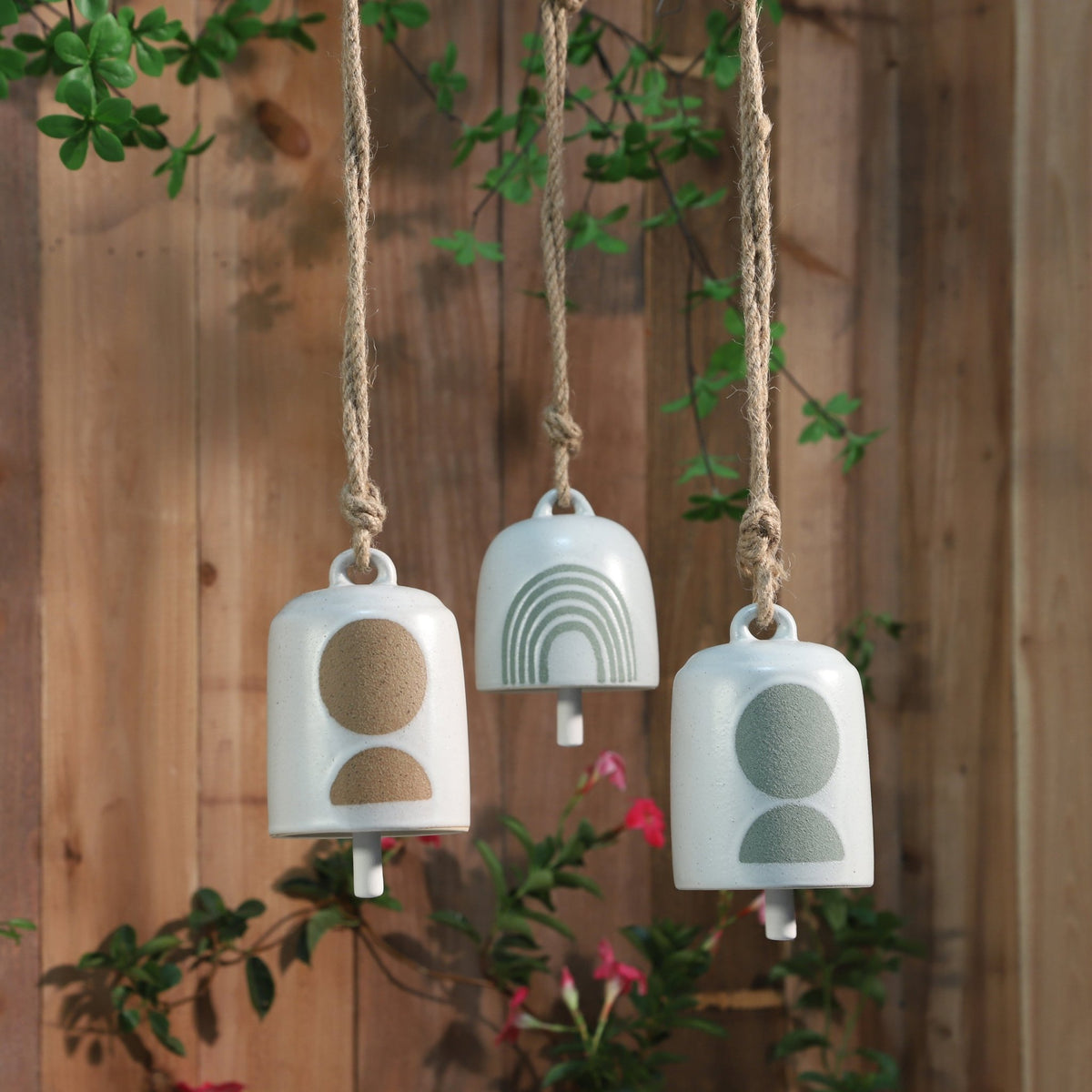 Cer, 4" Hanging Bell Circles, White/Green Wall Decors| Sagebrook Home