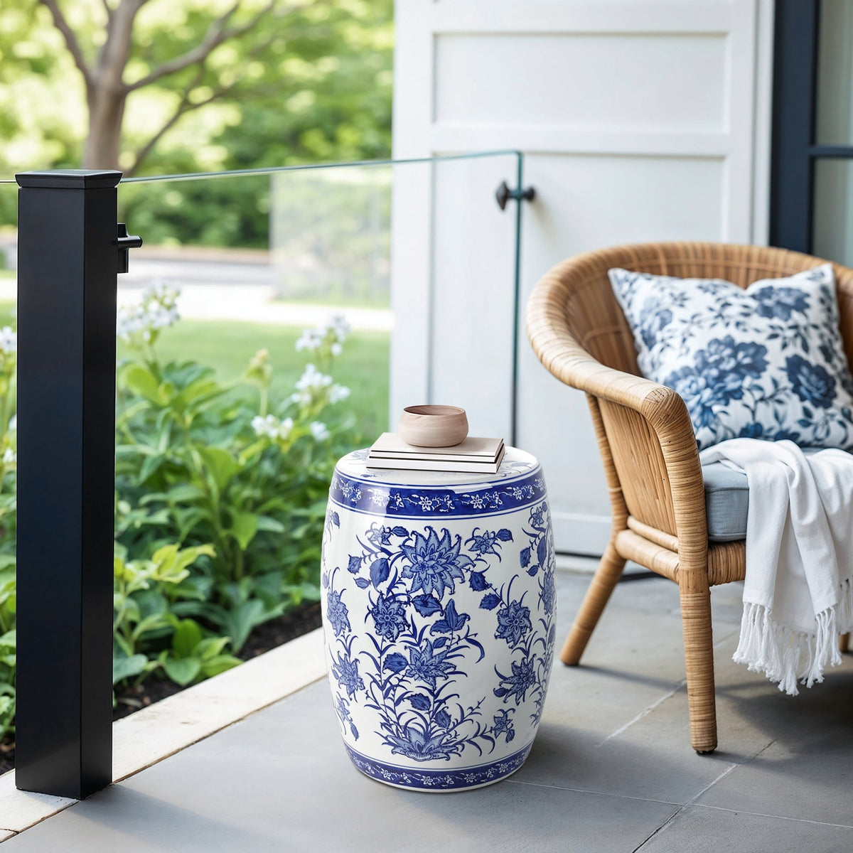 Cer,18" Pinwheel Flower Chinoiserie Stool,blu/wht Stools| Sagebrook Home