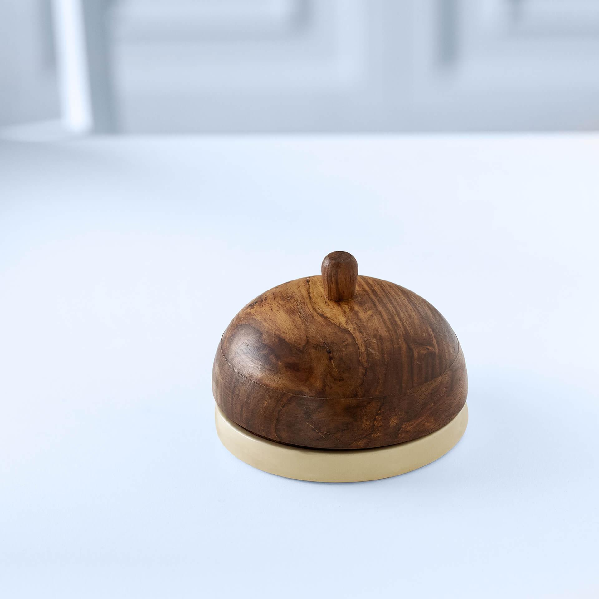 Ceramic Butter Dish Stripes W/Wdn Lid Lemon Tray| Roots Furniture