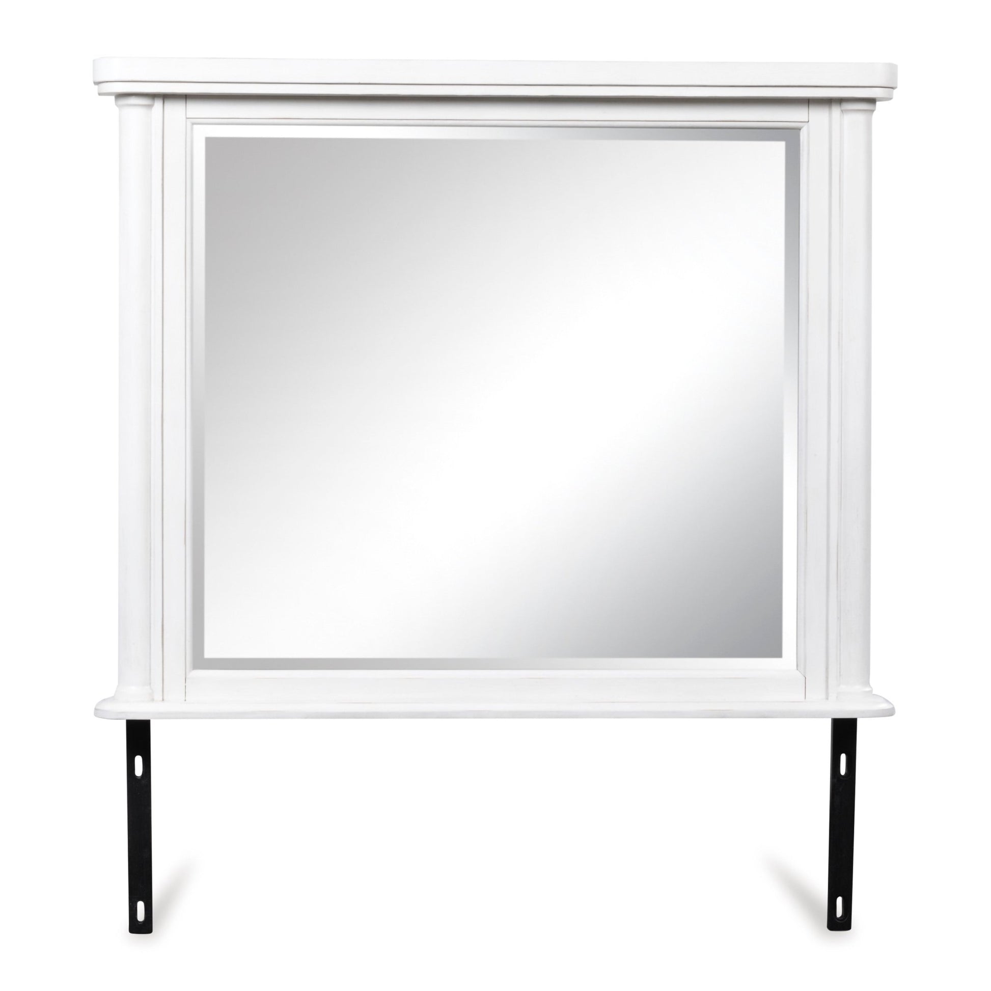 Chadworth Dresser and Mirror Dressers| Ashley Homestore
