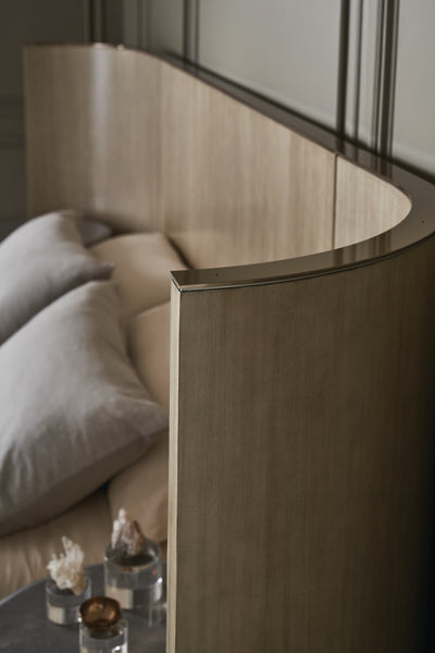 سرير كينغ دريم تشيسر مع أجنحة