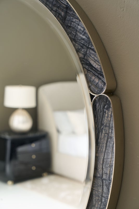 Classic - Cabochon Mirror Mirrors| Caracole
