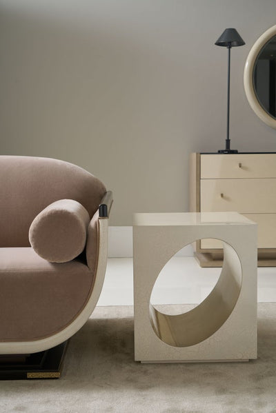 Classic - Chasm End Table - Al Rugaib Furniture