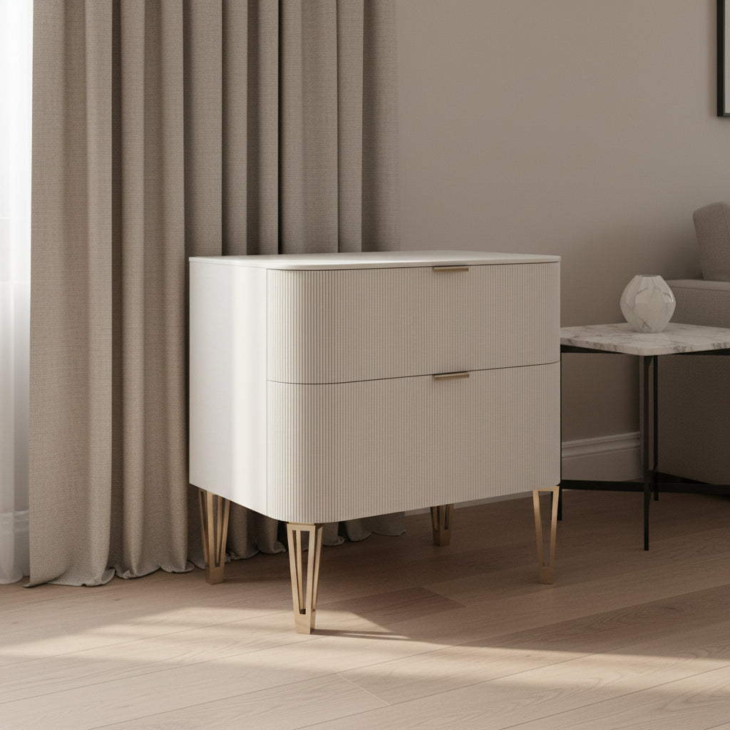Classic - True Love 26 Nightstands| Caracole