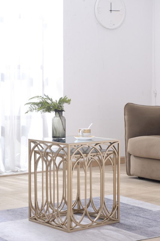 Clean Mirror Top Tables Set of 2 Accent & End Tables| Crestview