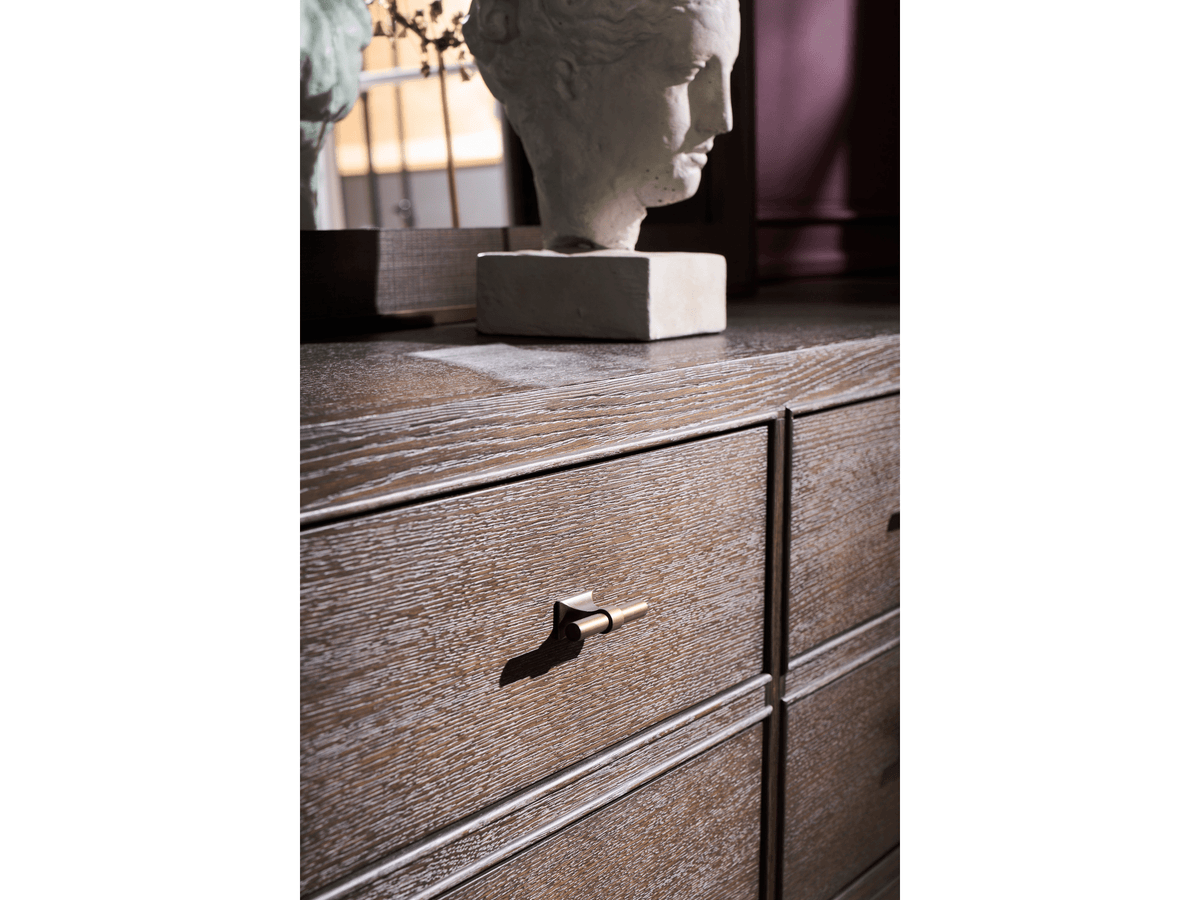 Cocoa Dresser Dressers| Universal