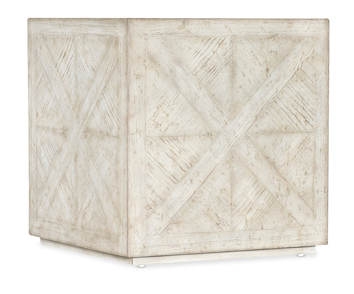 Commerce & Market Block Buster End Table End Tables| Hooker
