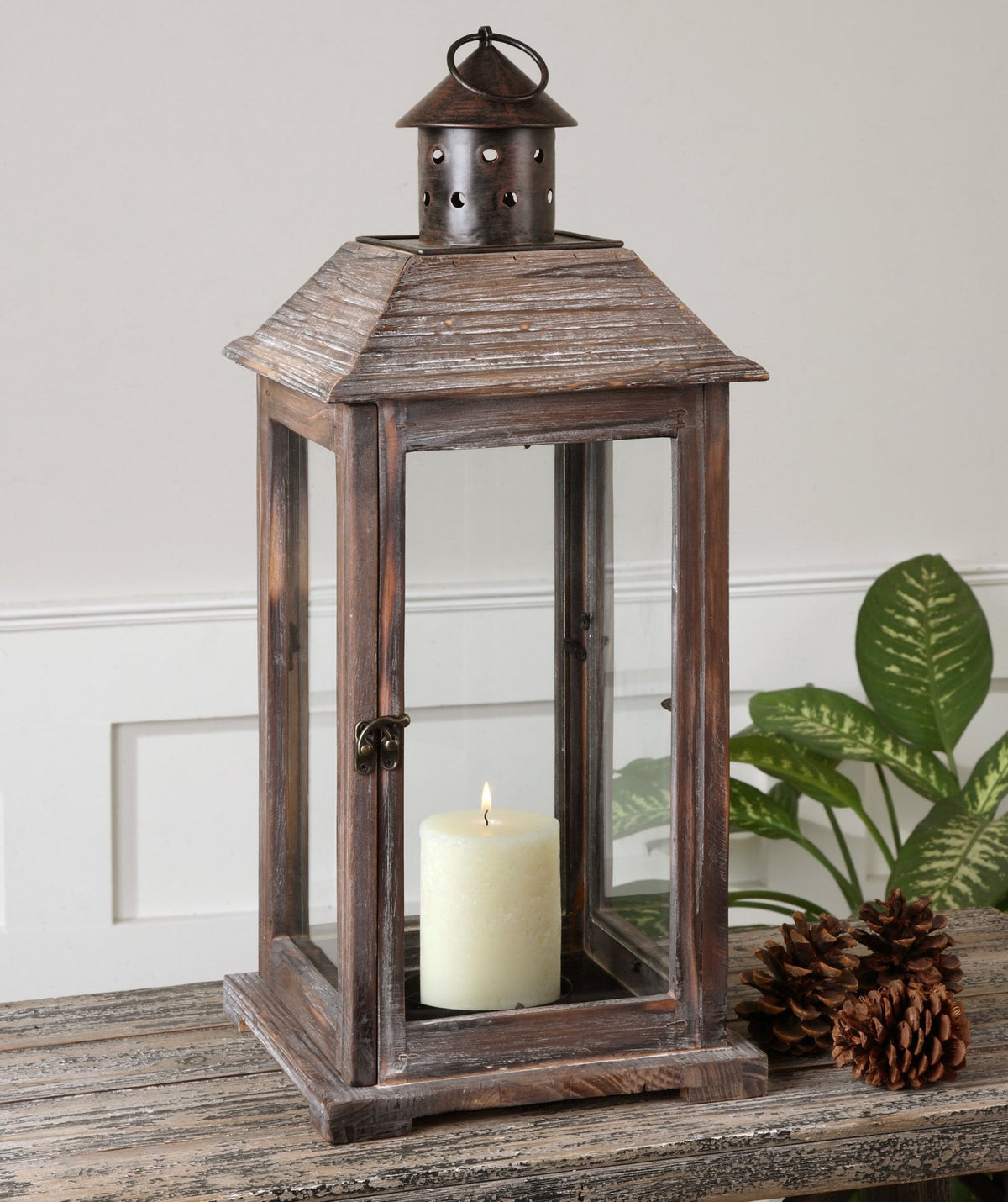 Denley Candleholder Candle Holders| Uttermost