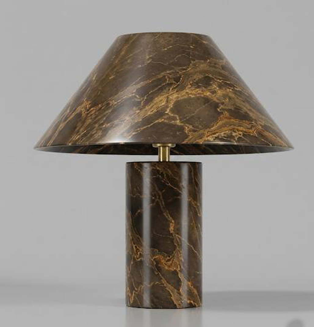 DEEP BRONZE TABLE LAMP