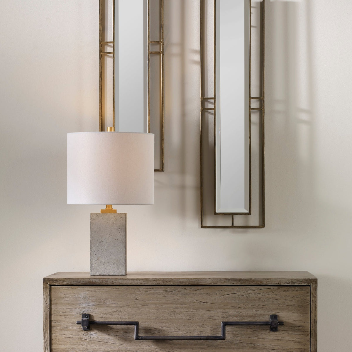 Drexel Accent Lamp Table Decors| Uttermost