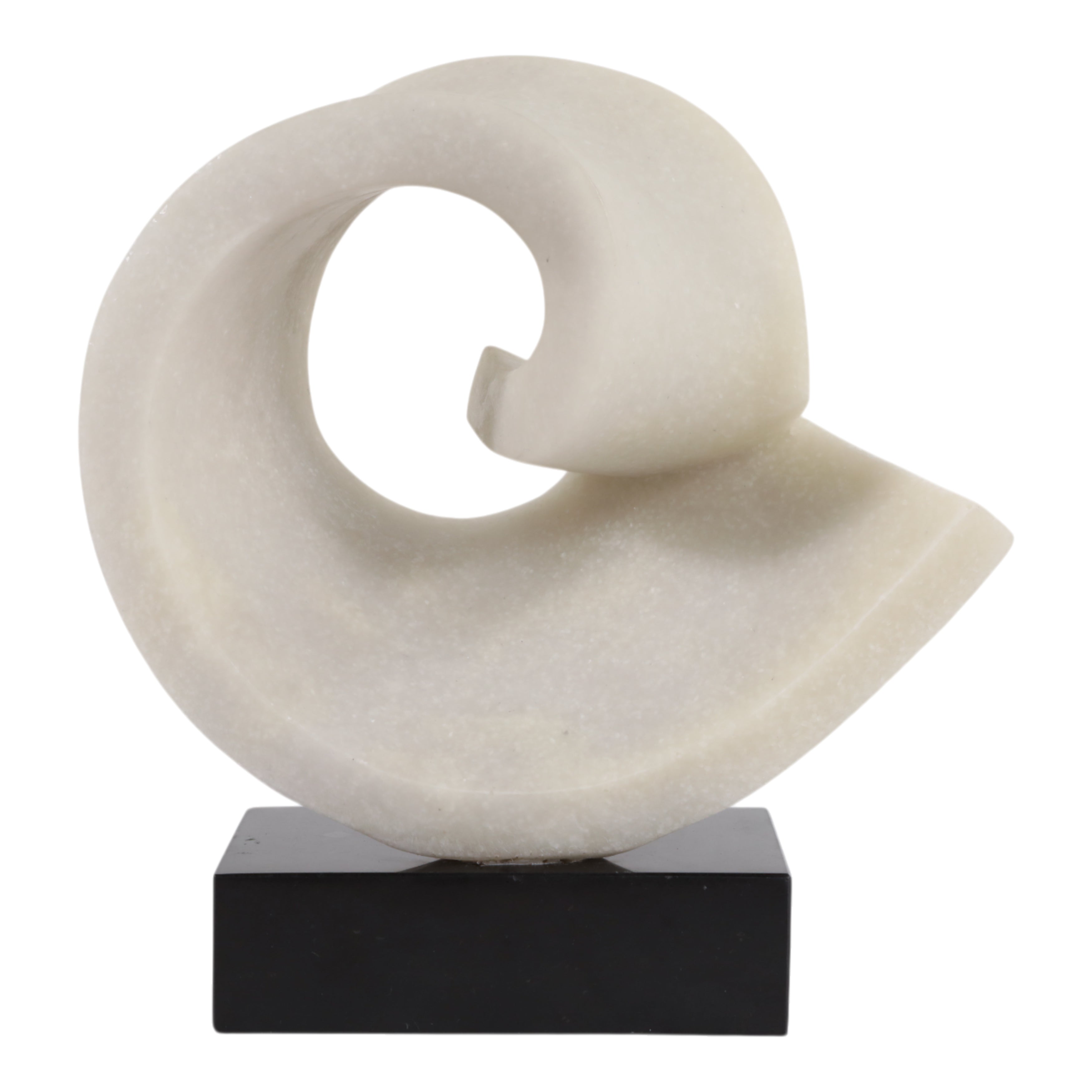 9" AMHERST QUARTZ RESIN STATUARY
