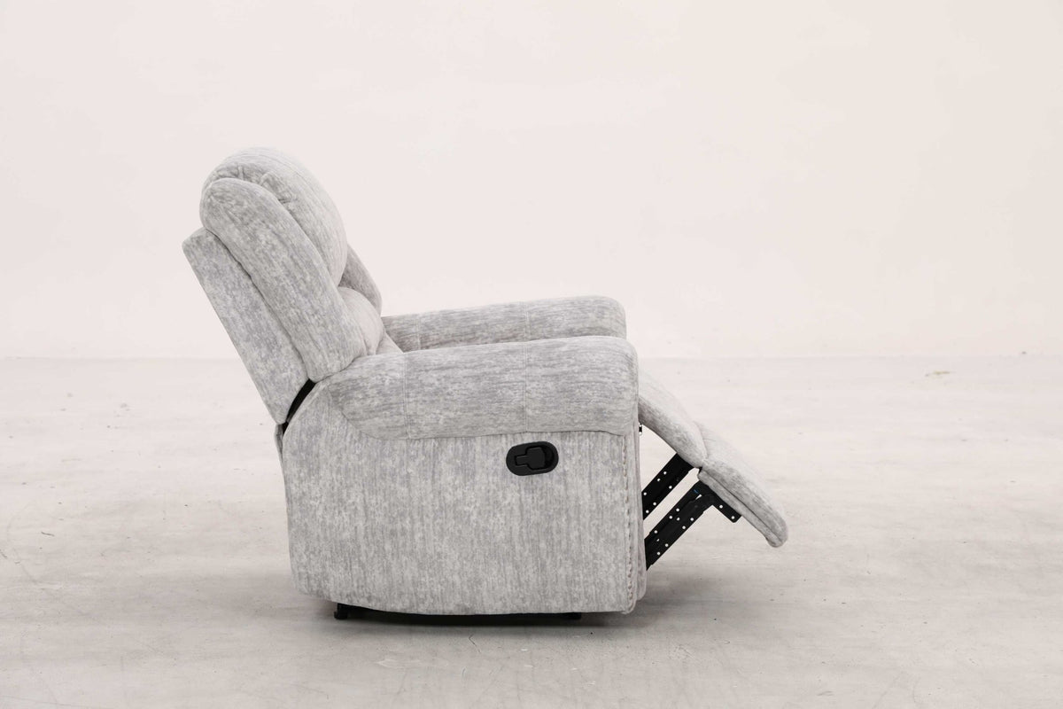 EaseGlide Manual Grey Recliner Recliners| Roots Furniture