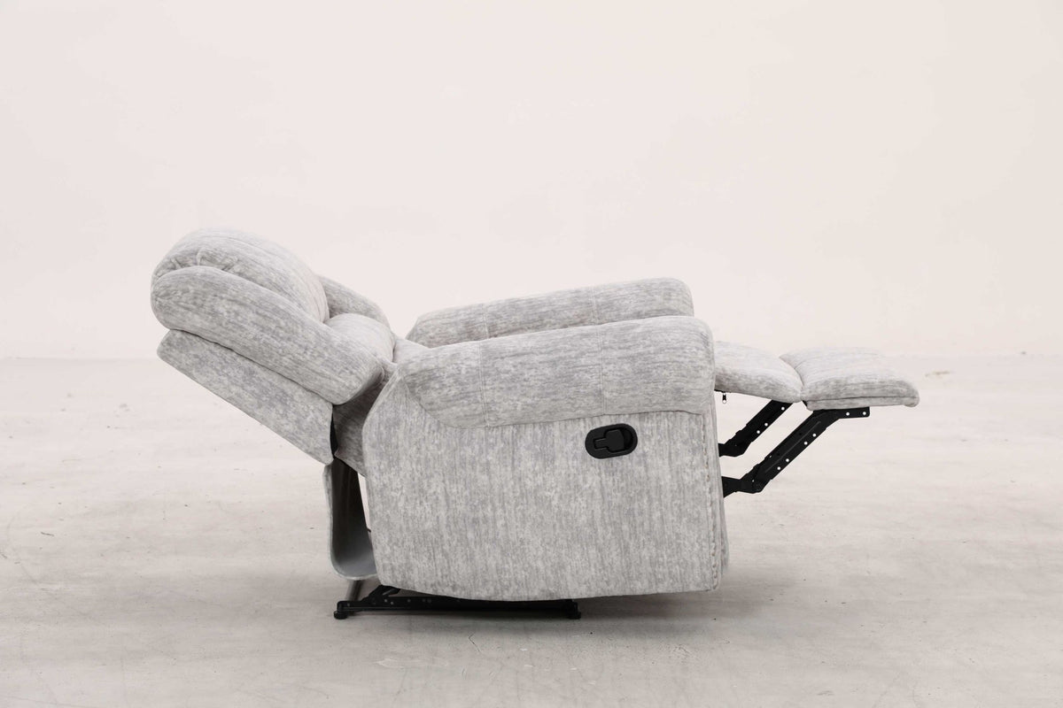 EaseGlide Manual Grey Recliner Recliners| Roots Furniture
