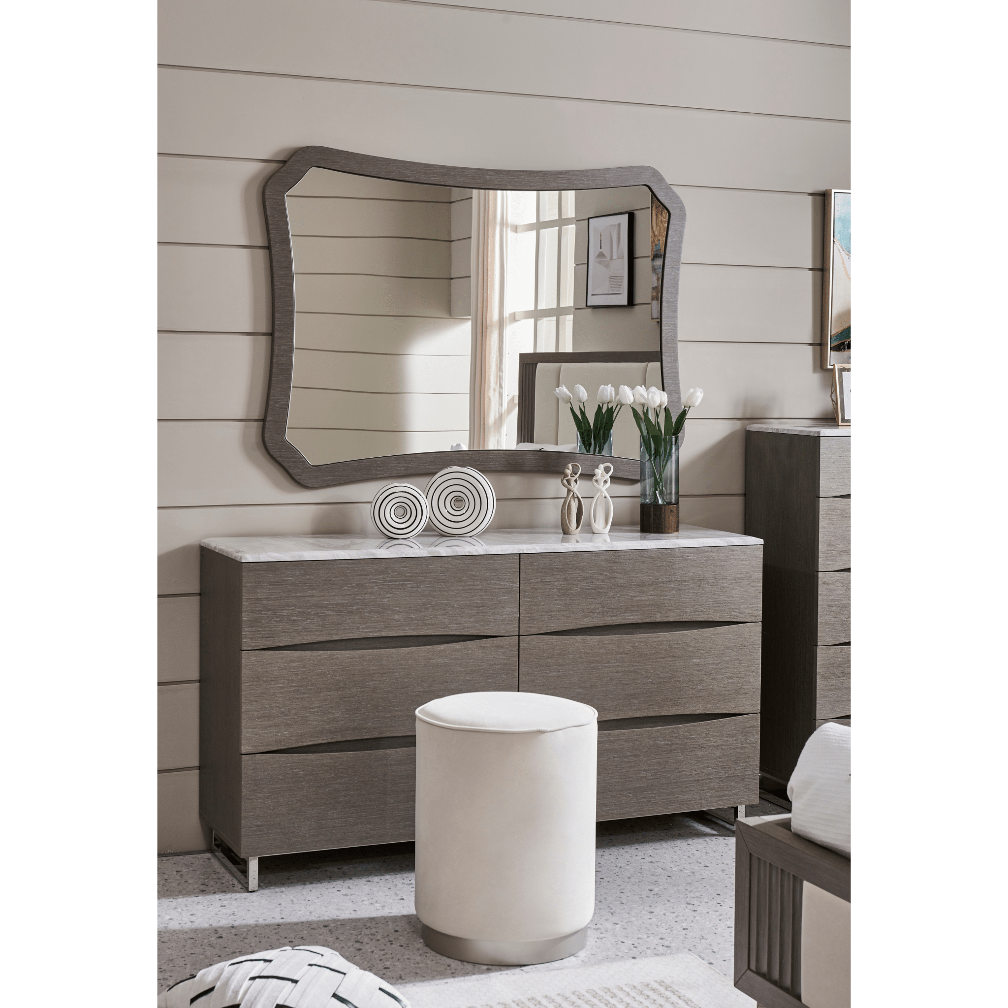 EBONY DRESSER Dressers| Roots Furniture