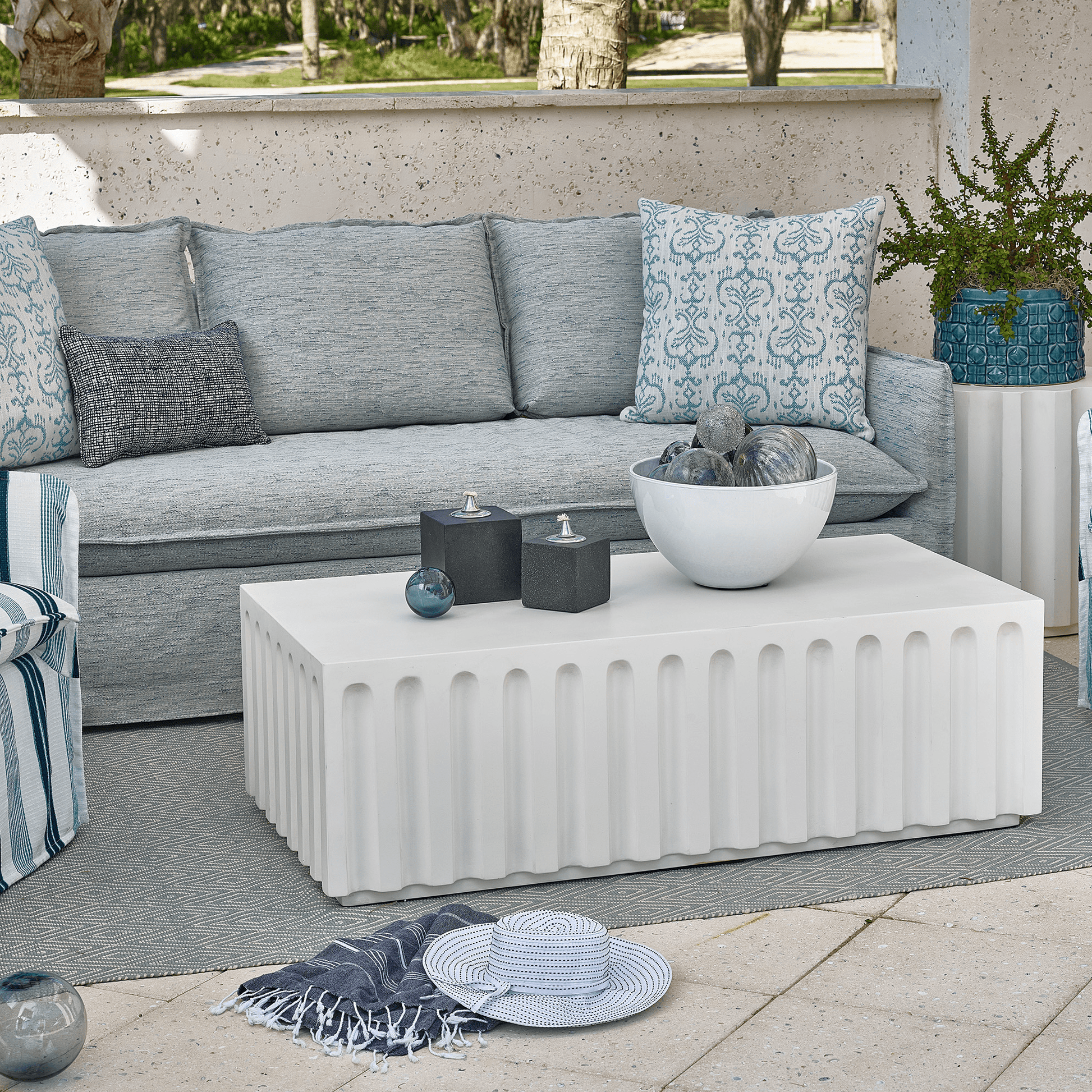 Edisto Cocktail Table Coffee Tables| Universal