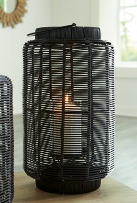 Evonne Lantern Lanterns| Ashley Homestore