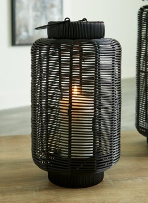 Evonne Lantern Lanterns| Ashley Homestore