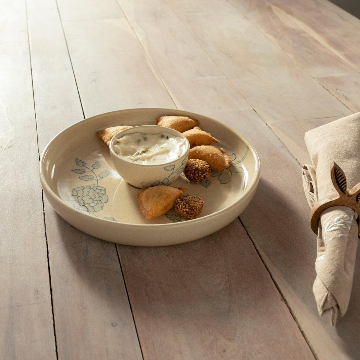 Fiore Ceramic Chip N Dip Box| Roots Furniture