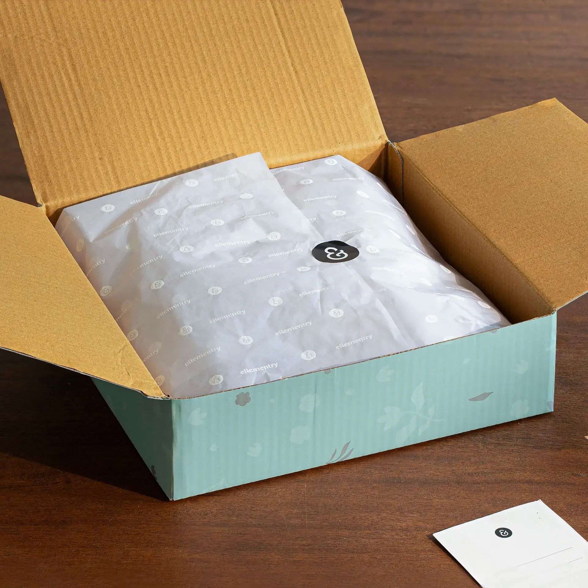 Fiore Ceramic Chip N Dip Box| Roots Furniture