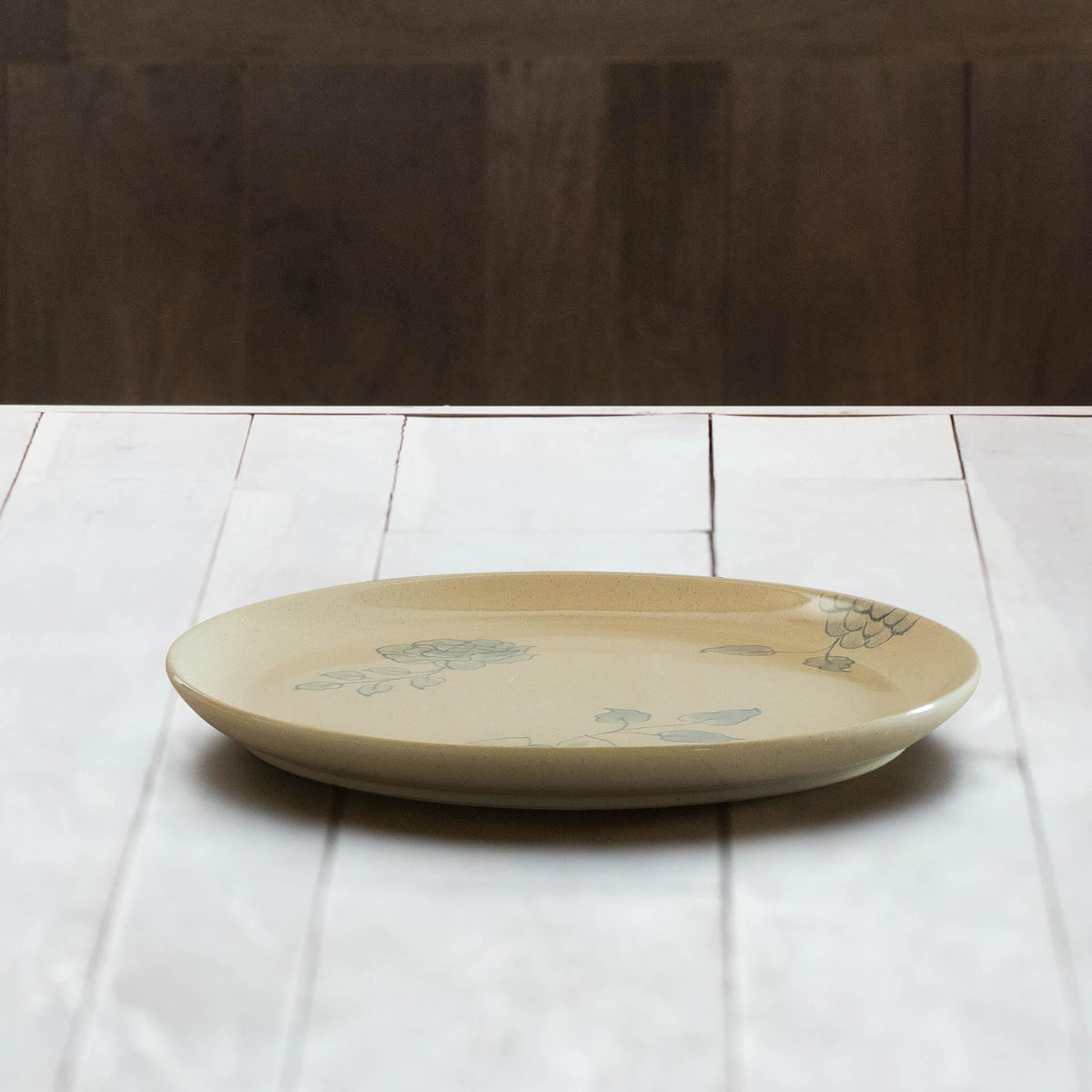 Fiore Ceramic Dinner Plate Box| Roots Furniture